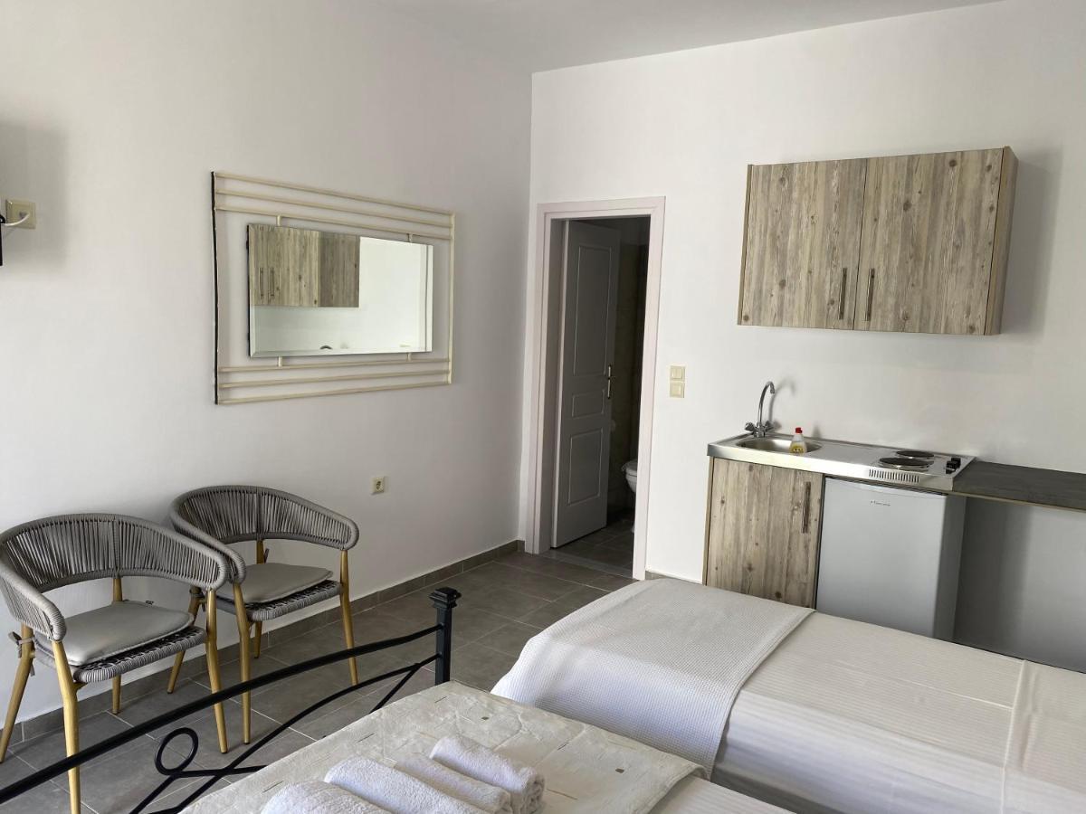 Central Areopolis Rooms อาเรโอโปลิส ภายนอก รูปภาพ